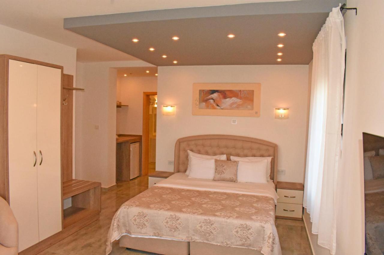 Hotel Freiburg Улцинь Екстер'єр фото