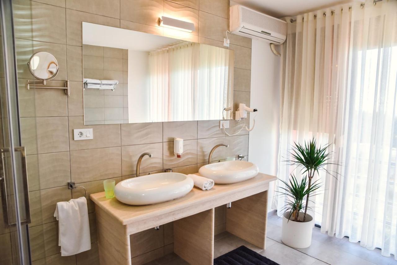 Hotel Freiburg Улцинь Екстер'єр фото